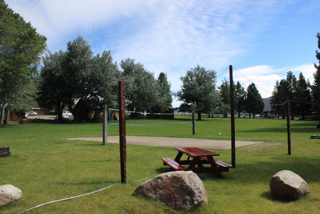 Twin Lakes Resort Μπρίτζπορτ Εξωτερικό φωτογραφία