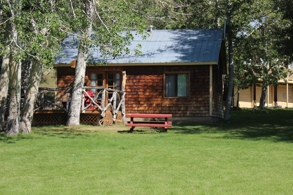 Twin Lakes Resort Μπρίτζπορτ Δωμάτιο φωτογραφία