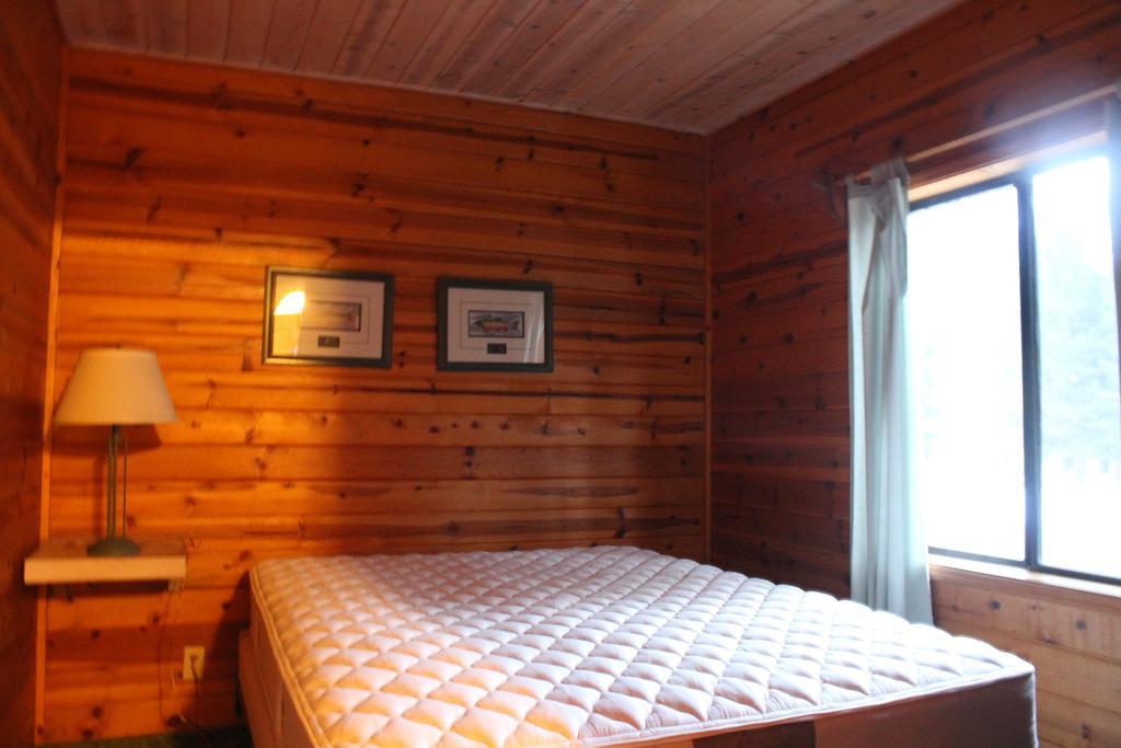 Twin Lakes Resort Μπρίτζπορτ Δωμάτιο φωτογραφία